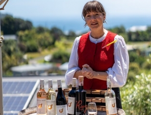 wine tasting lady
